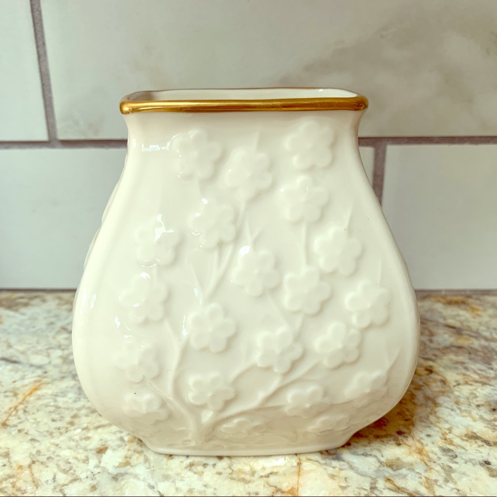 Lenox Springflower Vase